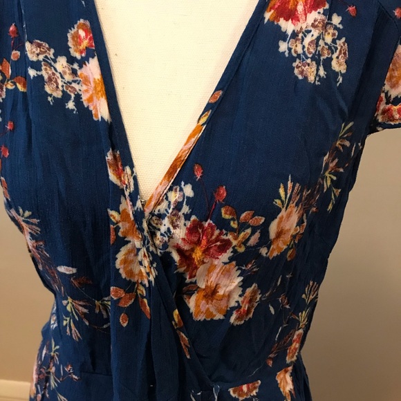 Short sleeve blue floral dress - Picture 2 of 2